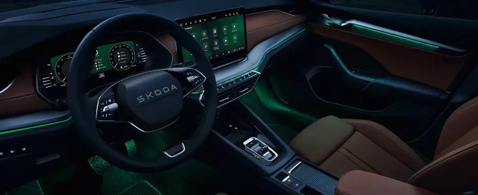 skoda octavia interieur infotainment stuur bruine zetels