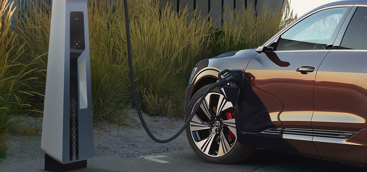 Audi Q8 sportback e-tron elektrisch laden